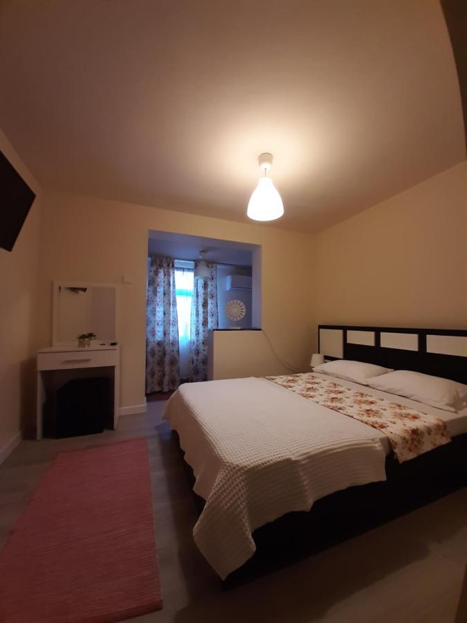 Hotel Casa Flamingo Craiova Exteriér fotografie
